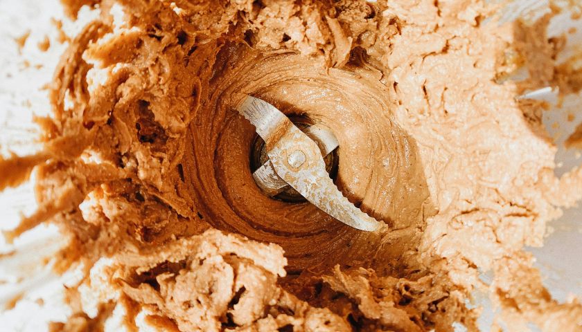 Birajte kikiriki maslac bez aditiva.