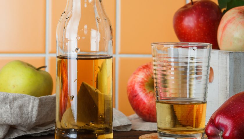 Jabučni ocat nalazi se u gotovo u svakoj kuhinji.