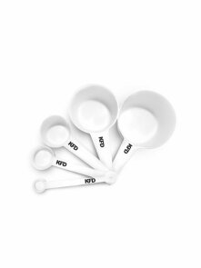 KFD Nutrition Set mit 5 Kunststoff-Messbechern (1; 5; 15; 50; 100 ml)