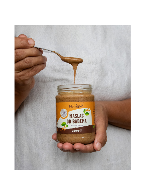 Nutrigold Mandelbutter 100 % rein in einer 350 Gramm Packung