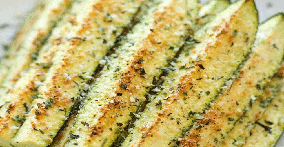 Zucchini-Sticks – knuspriger Snack einfach & leicht zubereitet!