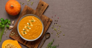 Kürbissuppe mit Leinsamen