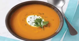 Detox-Suppe mit Süßkartoffeln