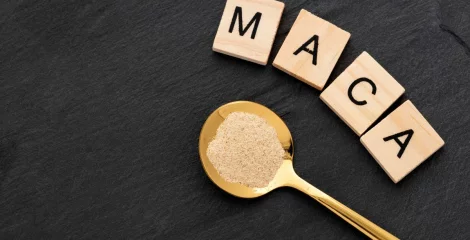 Maca-Pulver in einer Schüssel