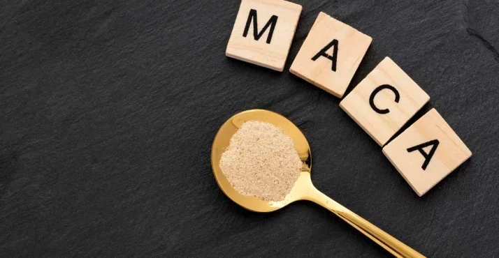 Maca-Pulver in einer Schüssel