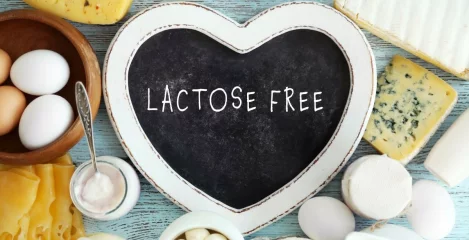 Ein herzförmiges Schild mit der Aufschrift "Lakosefrei