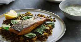 Wenn einfache Zutaten Großes ergeben – Lachs trifft auf Linsen!