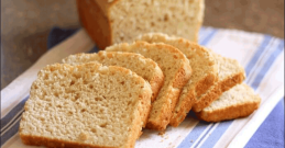 Glutenfreies Brot in Scheiben geschnitten