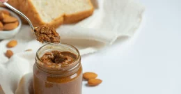 Mandelbutter selbst gemacht – Einfaches Rezept & Tipps