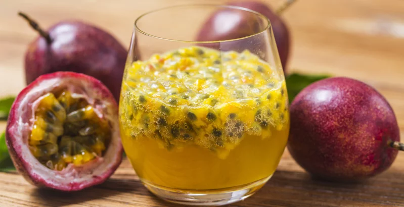 Maracuja Saft im Glas