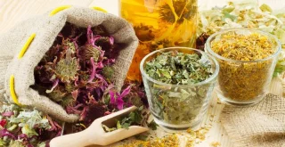 Ayurvedische Teemischungen