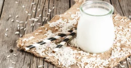 Reiswasser für Haut und Haare – so wird es zum Beauty-Wunder