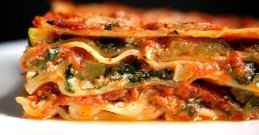 Vegetarische Lasagne mit Gemüse & Pesto