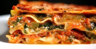 Vegetarische Lasagne mit Gemüse & Pesto