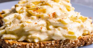 Energiekick am Morgen: Kalter Proteinsalat für bewussten Genuss! Kalter Proteinsalat