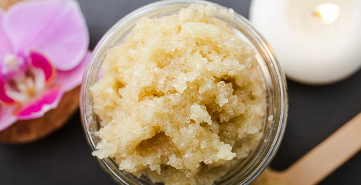 DIY Lippenpeeling mit Kokosöl – natürliche Pflege für weiche Lippen