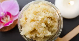 DIY Lippenpeeling mit Kokosöl – natürliche Pflege für weiche Lippen