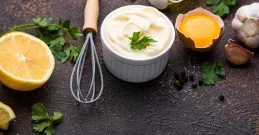 Die besten & gesündesten Alternativen zu Mayonnaise!