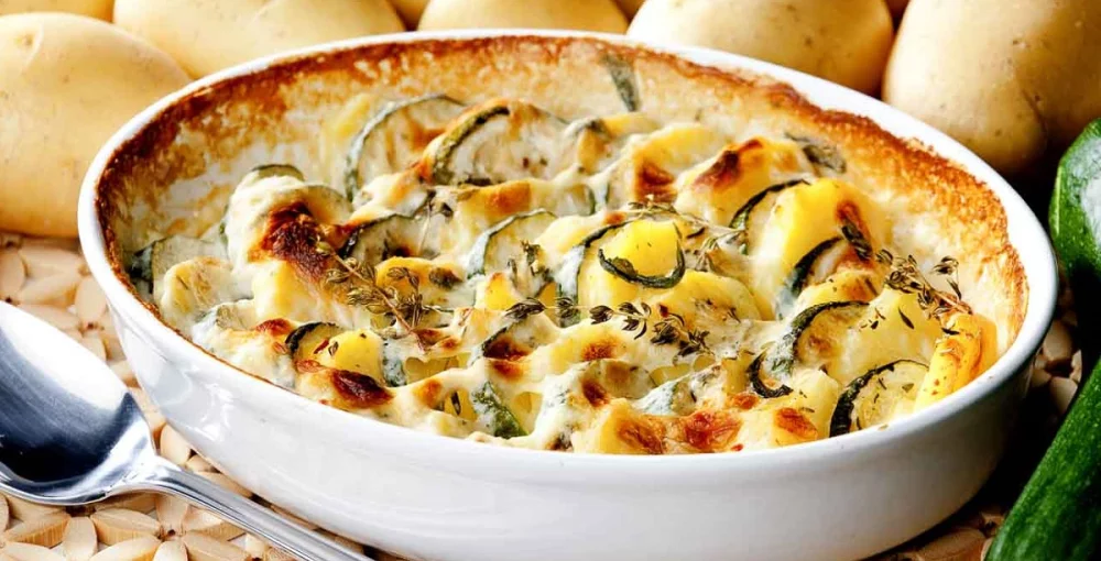 Zucchini und Kartoffeln aus dem Ofen
