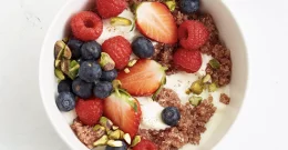 Cremige süße Quinoa mit Heidelbeeren – ein fruchtiges Rezept!