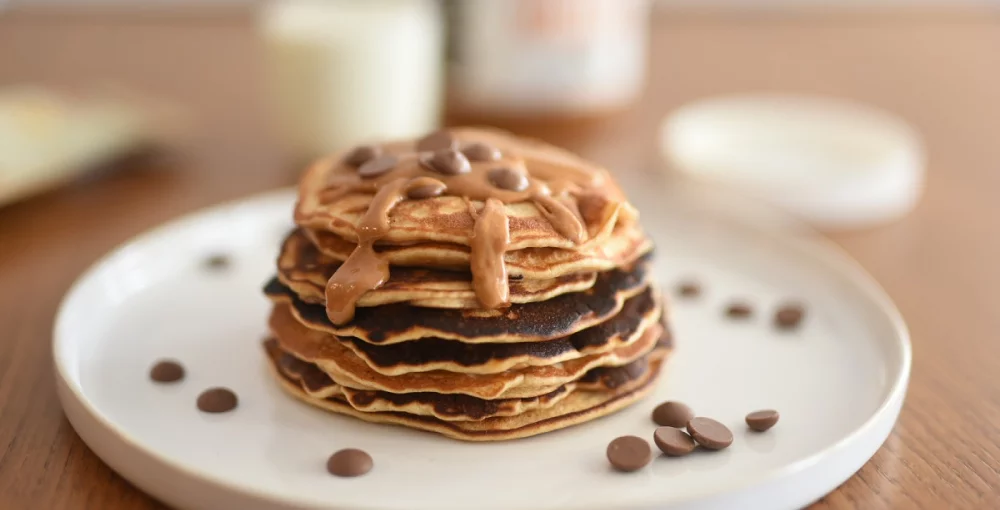 Pfannkuchen mit Erdnussbutter