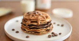 Pfannkuchen mit Erdnussbutter – ein süßer Klassiker neu gedacht!