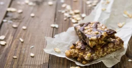 Energieriegel mit Schoko-Erdnussbutter