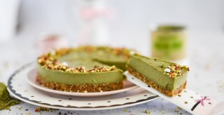 Matcha-Pistazien Torte