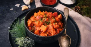 Winterzeit ist Gulaschzeit – das perfekte Rezept für kalte Tage! Gulasch