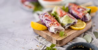 Frische Frühlingsrollen ohne Öl