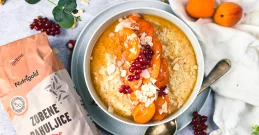 Haferbrei mit frischen Aprikosen