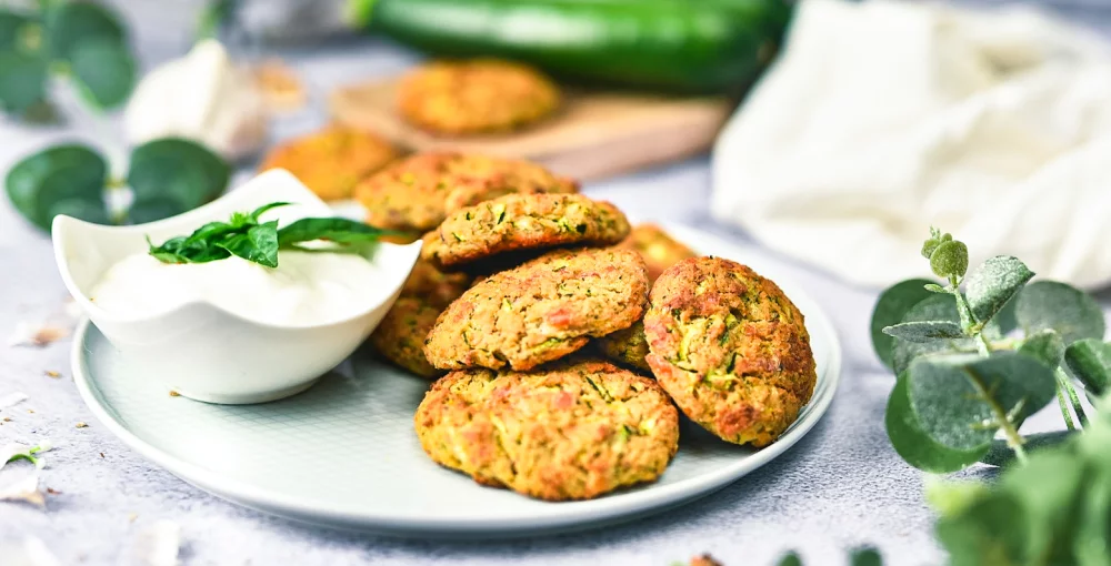 Zucchini-Kichererbsen-Bratlinge aus dem Ofen – Familienrezept