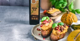 Veganer Kürbis-Hummus mit Tahini: gesunder Dip mit Kichererbsen!