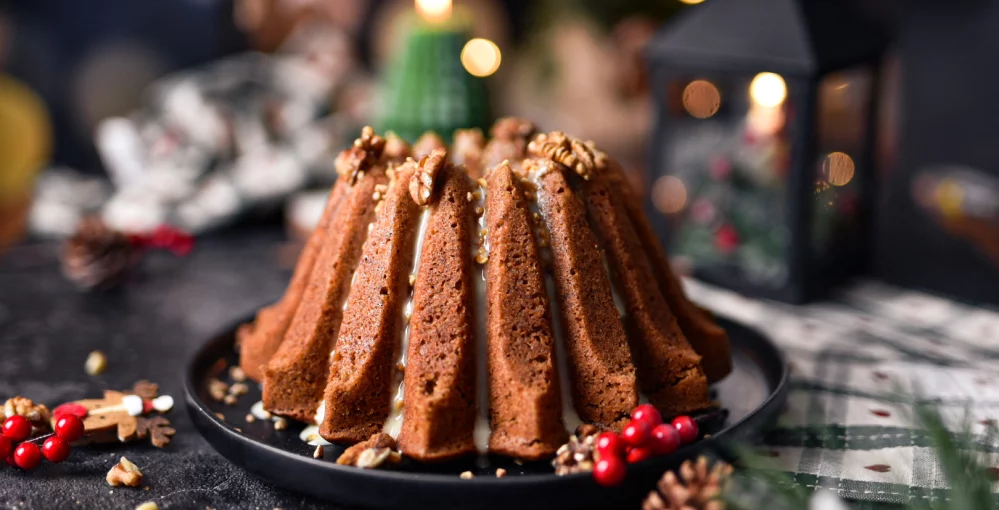 Festlicher Gugelhupf mit Apfel und Zimt – komplett vegan & aromatisch!