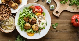 Vegane Ernährung im Überblick – Vorteile, mögliche Nachteile und häufige Mythen