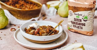 Crumble mit Birnen und Nüssen