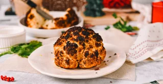 Festlicher Blumenkohlbraten: Aromatisches Gericht für die Feiertage! Festlicher Blumenkohlbraten