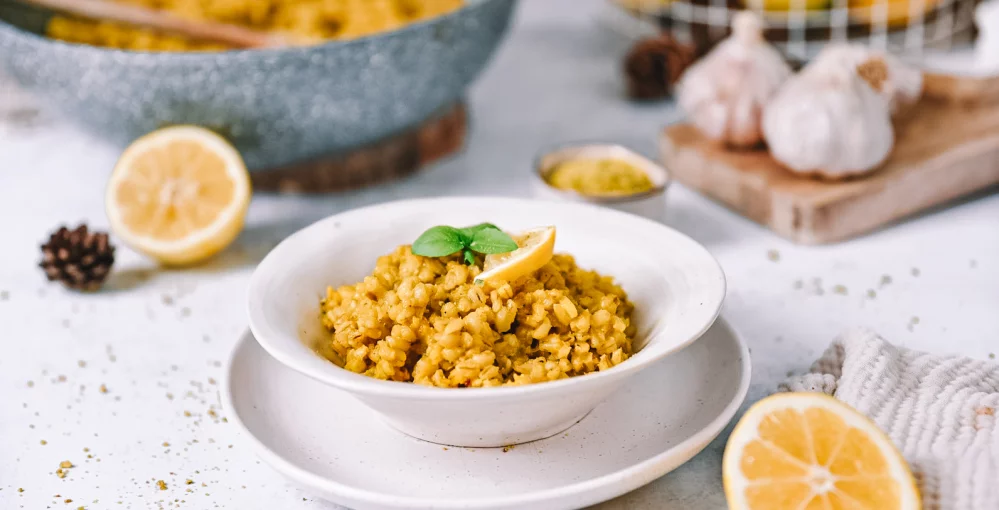 Gersten-Risotto mit Zitrone & Kurkuma