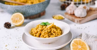 Gersten-Risotto mit Zitrone & Kurkuma