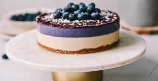 Heidelbeer-Rohkost Torte