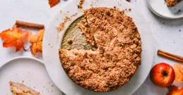 Knusprige Streusel treffen auf saftige Äpfel – ein Kuchen zum Verlieben!