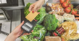 Gesund essen mit kleinem Budget: Der ultimative Einkaufsguide!