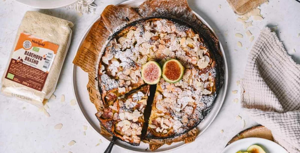 Mandelkuchen mit Feigen