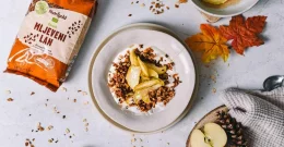 Apfel-Granola in einer Schüssel