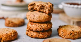 Proteinreiche Haferkekse mit Haselnüssen