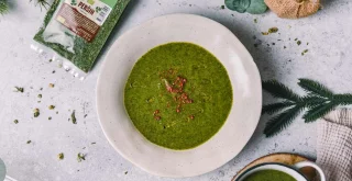 Spinat und Birnen Suppe