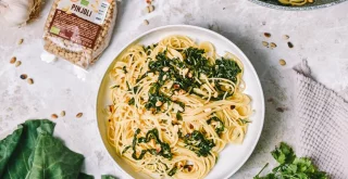 Zitronige Pasta mit Palmkohl – aromatisch und voller Charakter! Zitronige Pasta mit Palmkohl