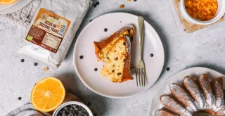 Gugelhupf mit Hüttenkäse, Orange und Schokolade – einfach gebacken!