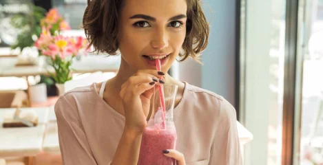 Smoothies zum Abnehmen – frische Frühlingsrezepte für Energie und ein langanhaltendes Sättigungsgefühl!