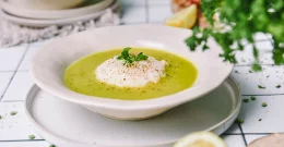 Cremige Erbsensuppe